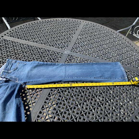 Paige Laurel Canyon Jeans - Picture 2 of 7